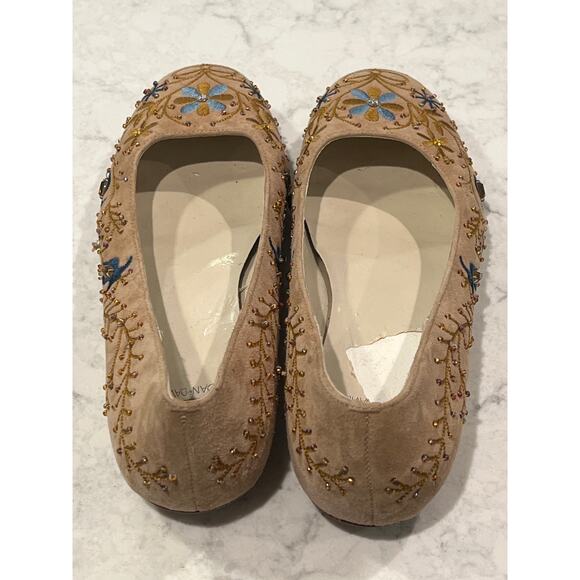 Circa Joan & David Women’s Embellished Floral Suede Slip On Shoes Size 7 Cream - Picture 4 of 7